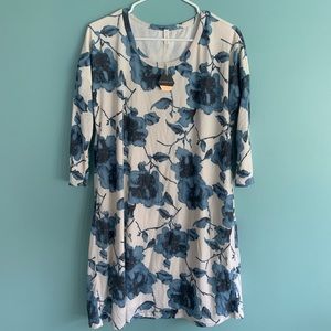 NEW Ivory & Blue Floral Print Maternity Dress